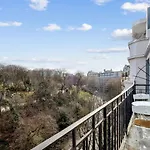 Charming Aprtment With Balcony - Buttes Chaumont