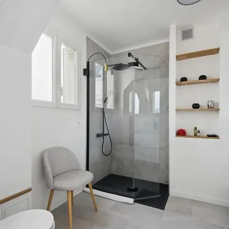Charming Aprtment With Balcony - Buttes Chaumont * Parigi